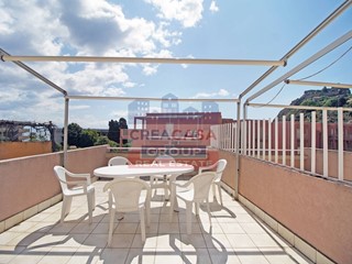 Quadrilocale in Vendita a Sant'Alessio Siculo, 149'000€, 75 m²