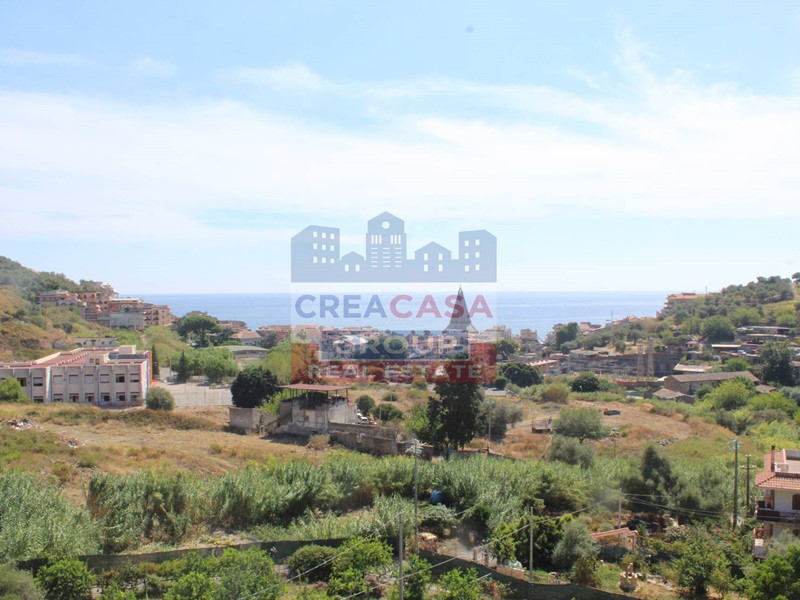 Appartamento in Vendita a Taormina, 79'000€, 165 m²