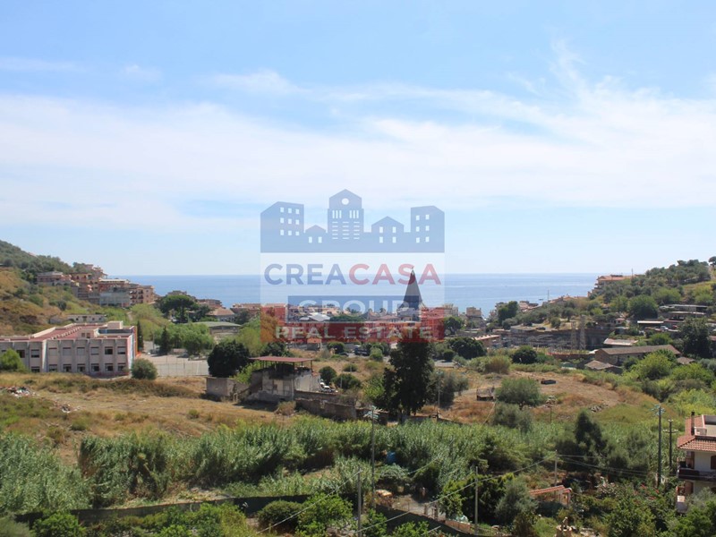 Appartamento in Vendita a Giardini Naxos, 79'000€, 165 m²