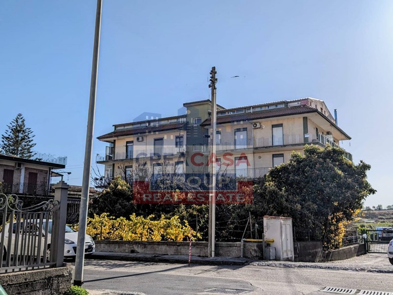 Appartamento in Vendita a Calatabiano, 49'000&euro;, 86 m², con Box