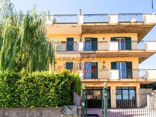 Villetta a schiera in Vendita a Mascali, 309'000€, 240 m²