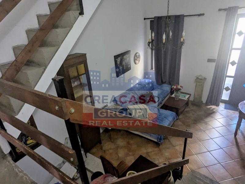 Casa Indipendente in Vendita a Calatabiano, 65'000€, 168 m²
