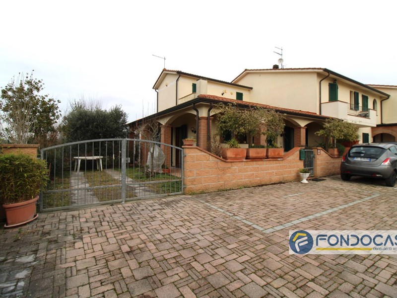 Casa Semi Indipendente in Vendita a Santa Maria a Monte, 280'000€, 100 m²