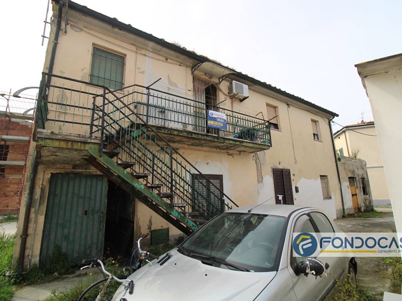 Casa Indipendente in Vendita a Pontedera, 61'000€, 40 m²