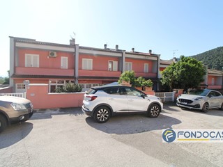 Villetta a schiera in Vendita a Buti, 209'000€, 125 m²