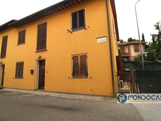 Bilocale in Vendita a Santa Maria a Monte, 69'000€, 50 m²