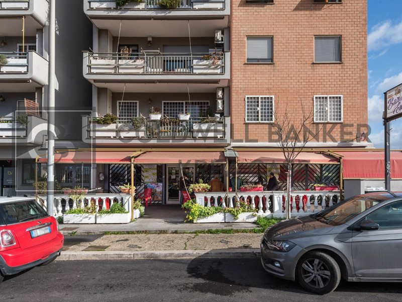 Immobile commerciale in Vendita a Ciampino, 169'000&euro;, 100 m²