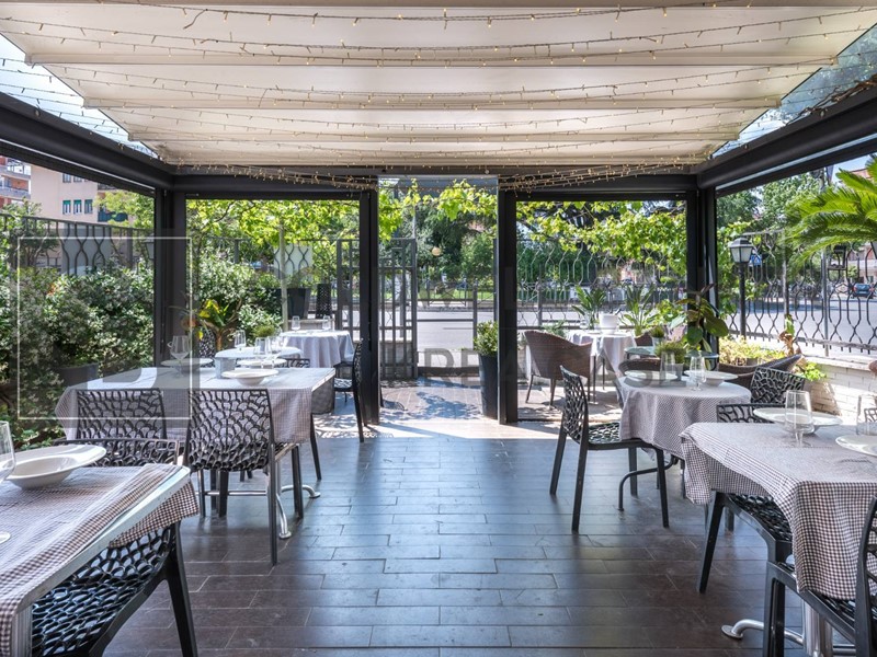 Attività commerciale in Vendita a Ciampino, 150 m²