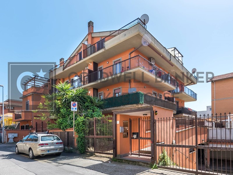 Trilocale in Vendita a Marino, 135'000€, 68 m²