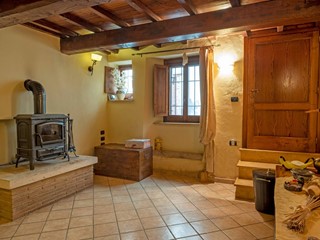 Casa Semi Indipendente in Vendita a Attigliano, 82'000€, 128 m²