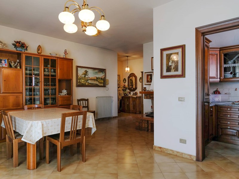 Appartamento in Vendita a Attigliano, 78'000&euro;, 103 m²