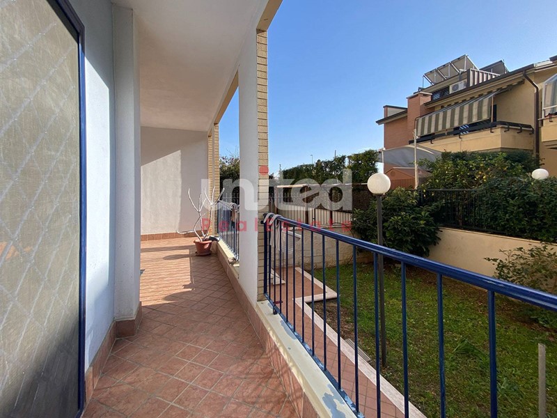 Quadrilocale in Vendita a Roma, 239'000&euro;, 71 m²