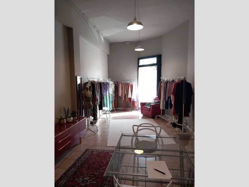 Ufficio in Affitto a Vicopisano, 290€, 46 m²
