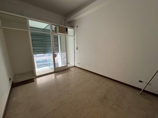 Negozio in Affitto a Milano, 1'500€, 28 m²