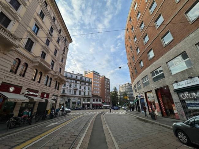 Negozio in Affitto a Milano, 3'000€, 60 m²