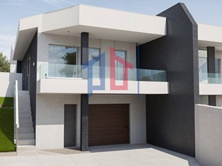 Casa Semi Indipendente in Vendita a Ardea, 179'000€, 70 m²