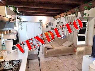 Monolocale in Vendita a Paderno d'Adda, 48'000€, 40 m²