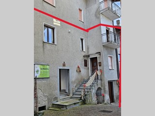 Appartamento in Vendita a Bondone, 80'000€, 202 m²