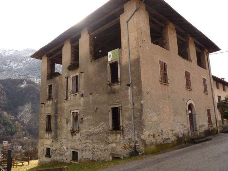 Monolocale in Vendita a Borgo Chiese, 50'000€, 188 m²