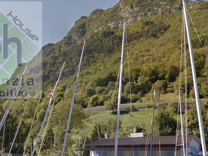 Terreno agricolo in Vendita a Anfo, 50'000€, 90740 m²