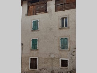 Rustico in Vendita a Borgo Chiese, 100'000€, 369 m²