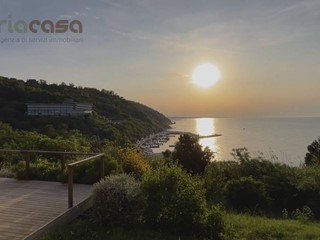 Quadrilocale in Vendita a Gabicce Mare, 350'000&euro;, 100 m²