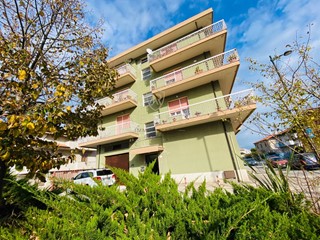 Trilocale in Vendita a Pescara, 99'000€, 85 m²