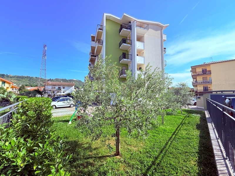 Trilocale in Vendita a San Giovanni Teatino, 165'000&euro;, 100 m²