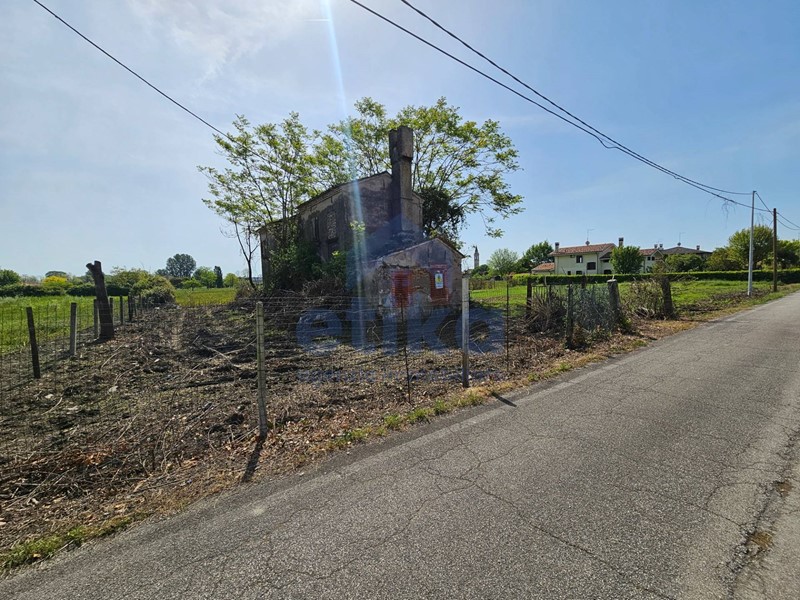 Rustico in Vendita a San Donà di Piave, 57'055€, 120 m²