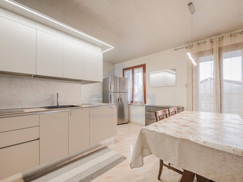 Casa Semi Indipendente in Vendita a San Biagio di Callalta, 330'000€, 220 m²