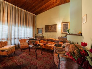 Villa in Vendita a Treviso, 375'000€, 560 m²