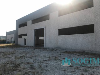 Capannone in Vendita a Carugo, 1'087'000&euro;, 1087 m²