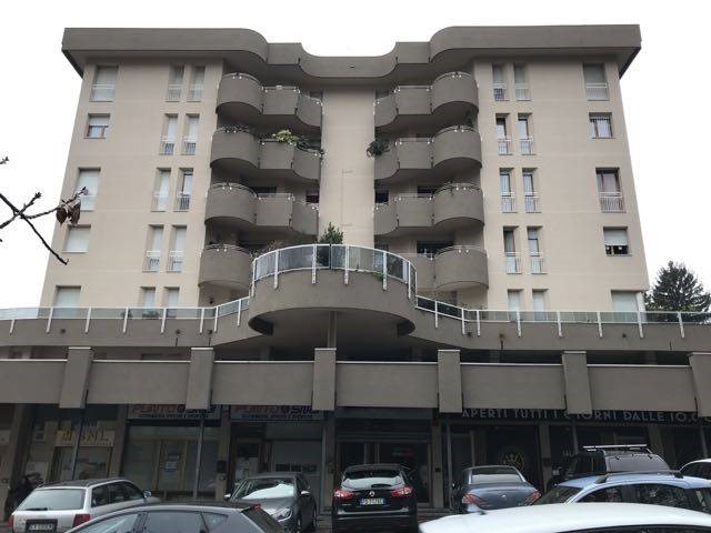 Ufficio in Vendita a Cantù, 120'000€, 67 m²