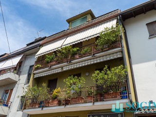 Trilocale in Vendita a Cantù, 98'000€, 79 m²