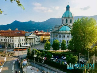 Quadrilocale in Vendita a Como, 1'600'000€, 204 m²