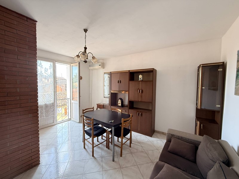 Trilocale in Vendita a Ostiglia, 50'000&euro;, 65 m²