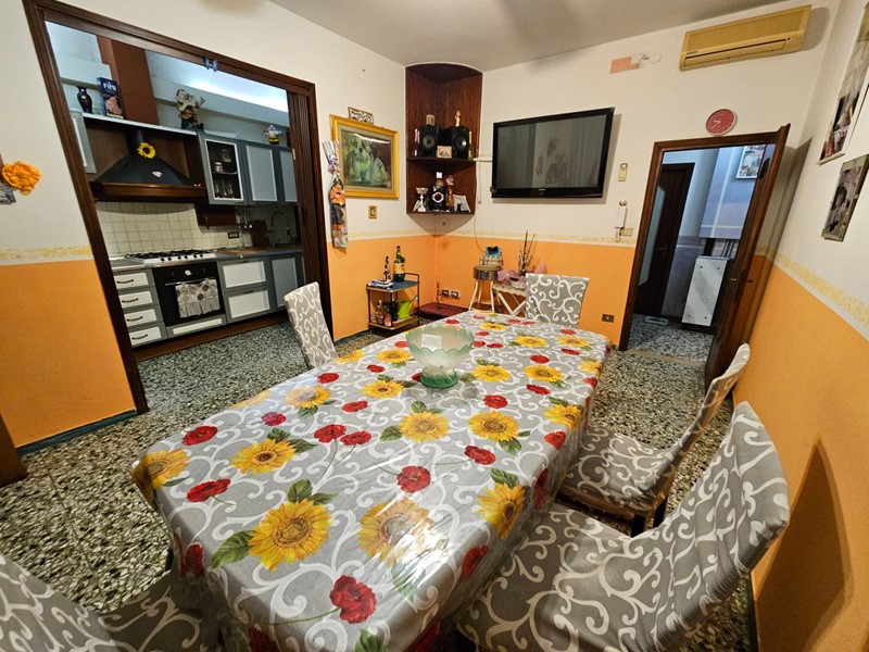 Appartamento in Vendita a San Possidonio, 125'000€, 130 m²