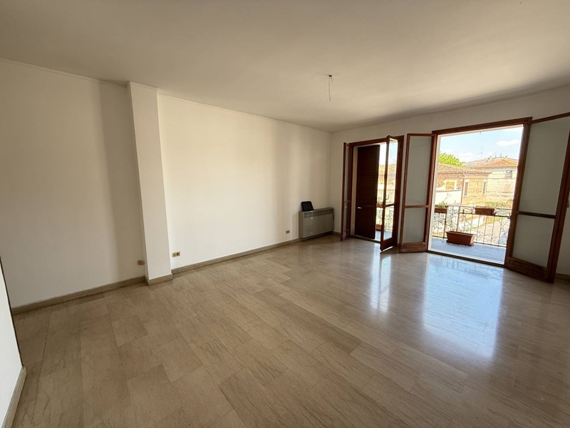 Appartamento in Vendita a Ostiglia, 83'500&euro;, 92 m²
