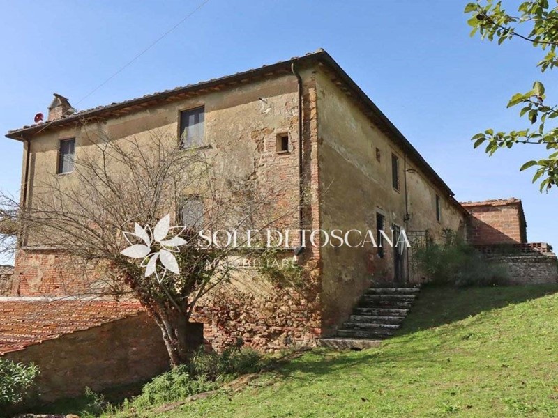 Rustico in Vendita a Trequanda, 520'000€, 400 m²