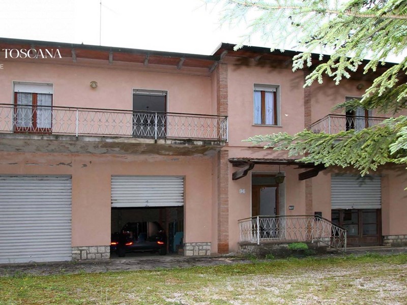 Casa Indipendente in Vendita a Trequanda, 215'000€, 185 m²
