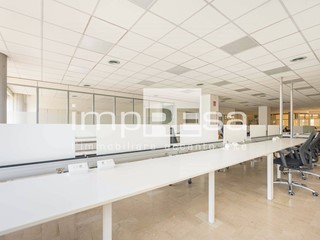 Ufficio in Vendita a Villorba, 295'000€, 350 m²