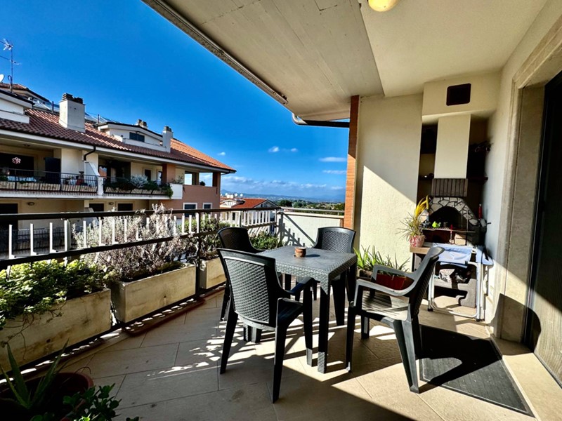 Quadrilocale in Vendita a Monterotondo, 295'000€, 100 m²