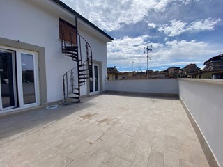 Bilocale in Vendita a Monterotondo, 140'000€, 45 m²