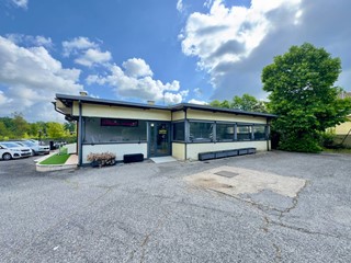 Immobile commerciale in Vendita a Monterotondo, 249'000€, 80 m²