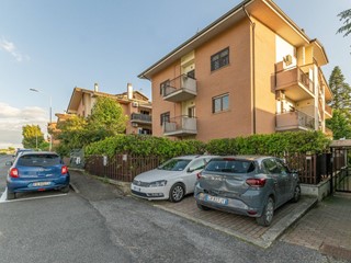 Trilocale in Vendita a Monterotondo, 169'000€, 75 m²