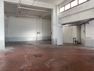 Immobile commerciale in Affitto a Chieti, 700&euro;, 145 m²