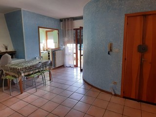 Quadrilocale in Vendita a Folignano, 82'000€, 95 m²