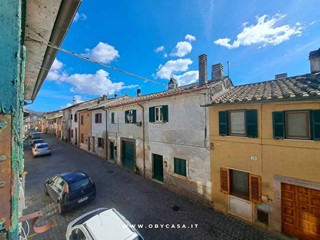 Quadrilocale in Vendita a Oriolo Romano, 38'000€, 100 m²