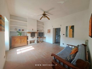 Trilocale in Vendita a Oriolo Romano, 75'000€, 88 m²