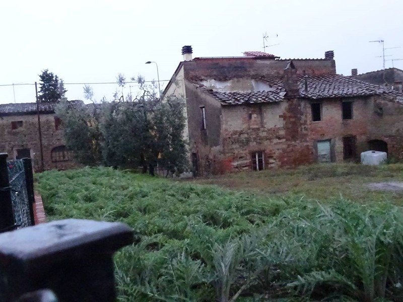 Rustico in Vendita a Montespertoli, 54'000€, 150 m²